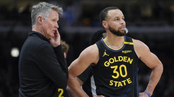 开云体育入口-师徒情谊！科尔：永远不会离开库里 拥有他很幸运